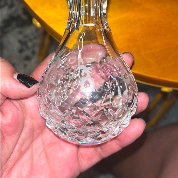 Rogaska Gallia Crystal Violet cut floral design vase. - Picture 5 of 5